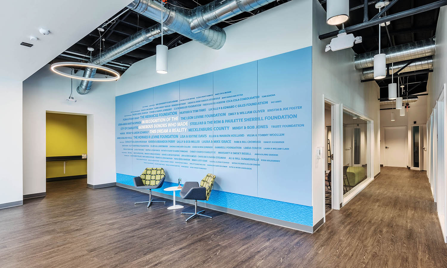 Relatives Design The Relatives_interior-featurewall_web – WGM Design